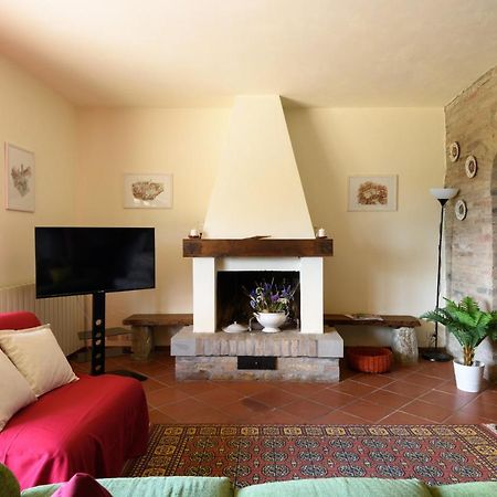 Villa Il Campo Degli Ulivi Ponte A Bozzone Zewnętrze zdjęcie